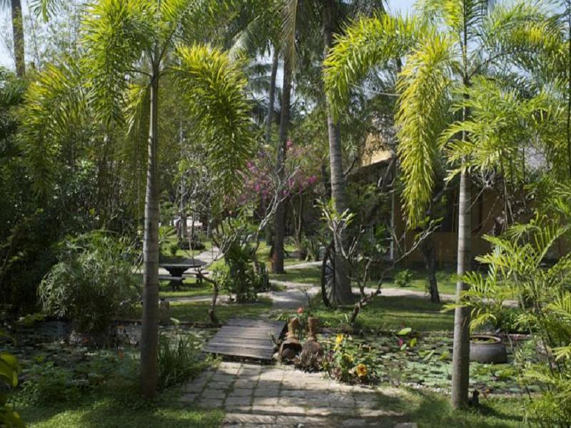 Coco Homestay Lagi Exterior photo